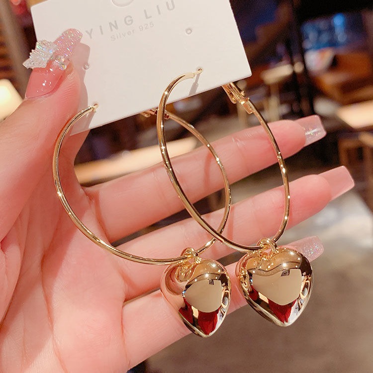 Circular Hollow Heart-shaped Earrings  - Free Delivery