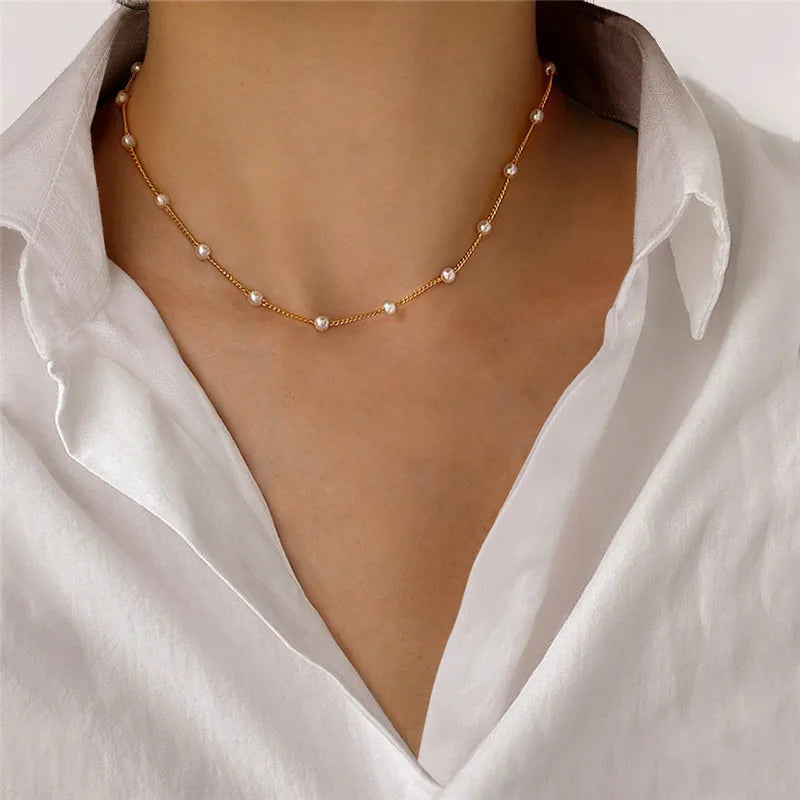Elegant Faux Pearl Love Heart  Choker Necklace - Free Delivery