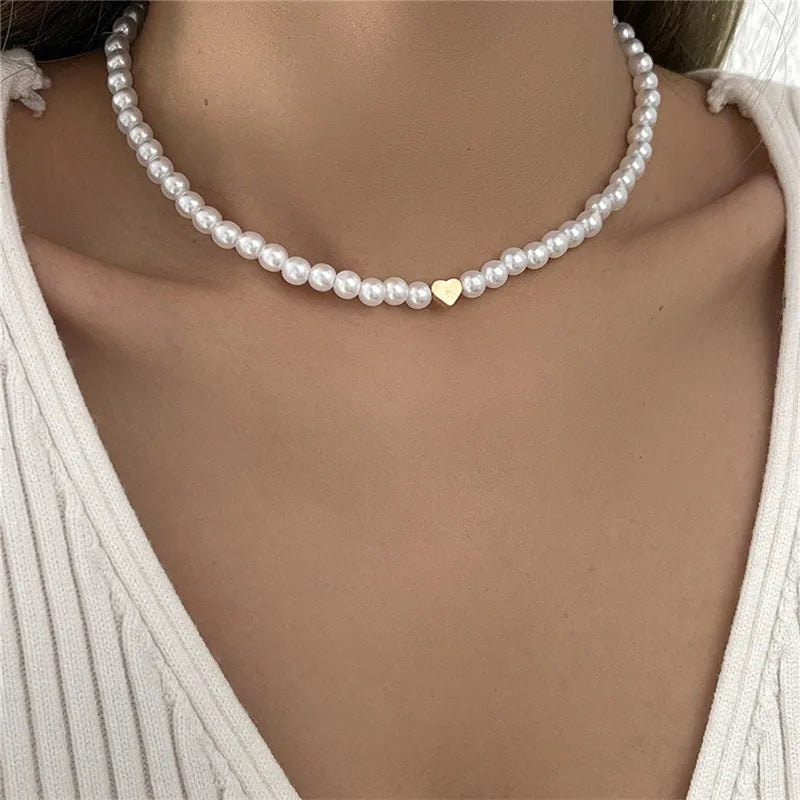 Elegant Faux Pearl Love Heart  Choker Necklace - Free Delivery